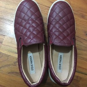 Steve madden slip on sneakers